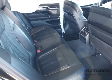 2016 BMW 750I xDrive из США, поврежденный, VIN WBA7F2C50GG420565